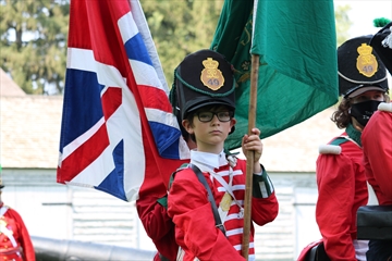 During the Scout Brigade of Fort George event, youth learned how to march, practised properly loading cap gun muskets, and participated in battles against other groups.